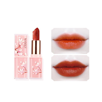 Labial Mate Terciopelado con Efecto Blanqueador e Hidratante - Image 3