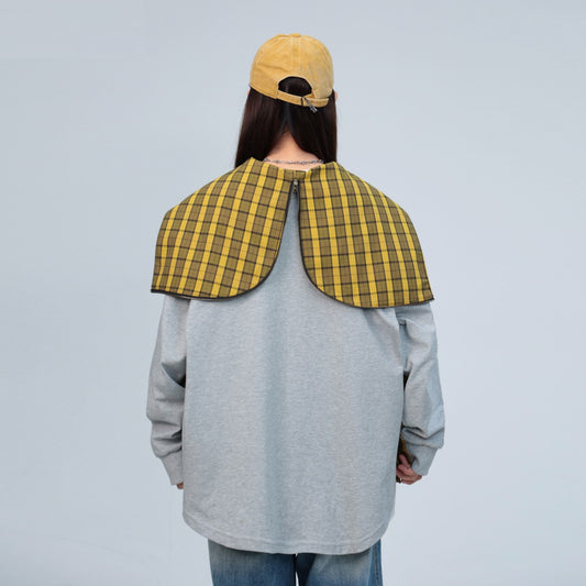 Poncho Camisa Gris con Capucha y Costuras a Cuadros - Image 2