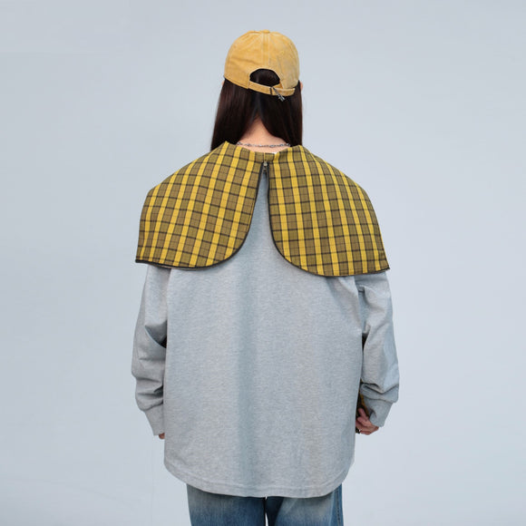 Poncho Camisa Gris con Capucha y Costuras a Cuadros