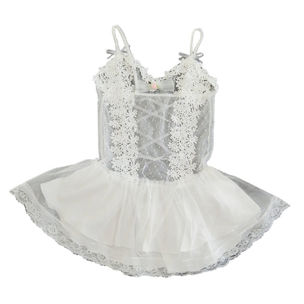 Bata Corta de Encaje y Malla Blanca - Diseño Sensual para la Noche