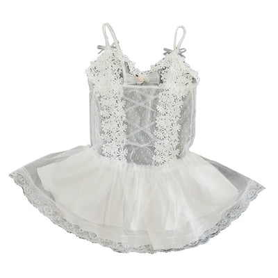 Bata Corta de Encaje y Malla Blanca - Diseño Sensual para la Noche - Image 2
