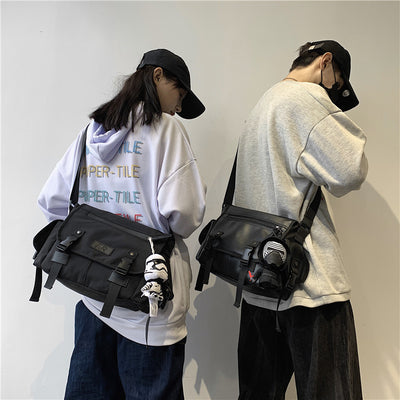 Bolso Mensajero Diablo Estilo Urbano para Hombre - Image 8