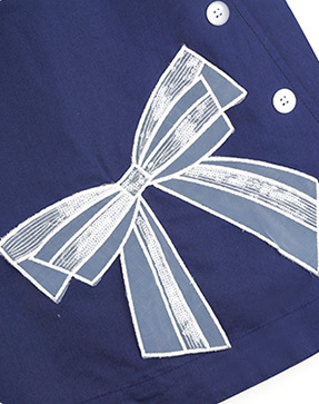 Conjunto Infantil Blusa con Moño y Shorts Blancos - Image 18