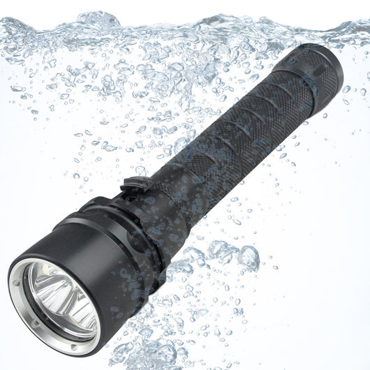 Linterna de Buceo Profesional Recargable - Aluminio Resistente y Luz Potente - Image 8