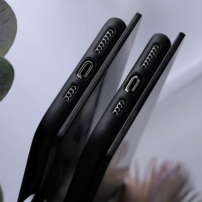 Funda Protectora Creativa con Diseño de Hacha Plegable para Móvil - Image 13