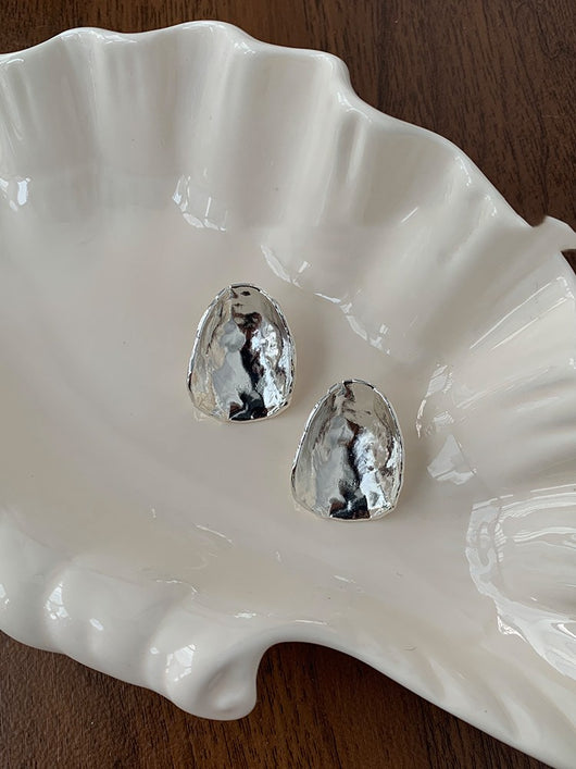 Aretes Asimétricos con Diseño Facial Irregular - Image 10
