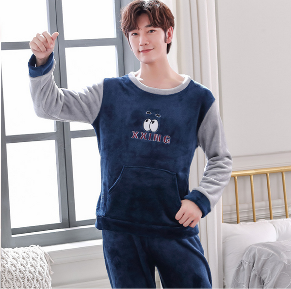 Pijama Térmico de Franela para Hombre con Diseño Infantil - Image 5