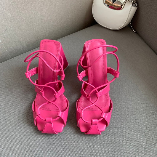 Tacones Altos con Punta Cuadrada y Diseño Hueco con Cordones Romanos - Image 7