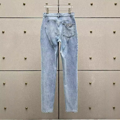 Jeans Mujer con Aberturas Florales y Cierre de Cremallera - Image 2