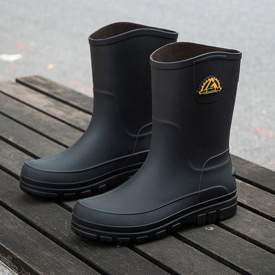 Botas de Lluvia Impermeables para Hombre con Tubo Medio y Suela Antideslizante - Image 6