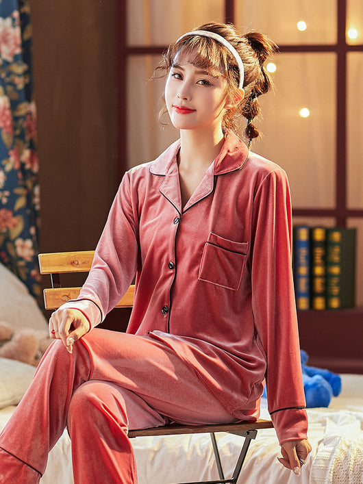 Pijama de Pareja en Terciopelo Dorado con Manga Larga - Image 22