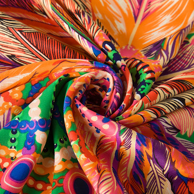 Pañuelo de Seda Sintética con Diseño de Plumas Indígenas para Mujer - Image 13