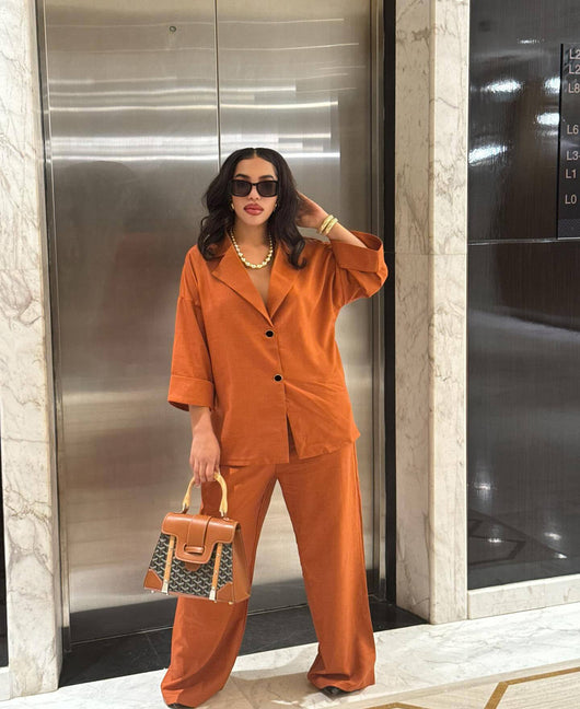 Conjunto de Dos Piezas: Camisa Suelta con Solapa y Pantalón Recto de Talle Alto - Image 24