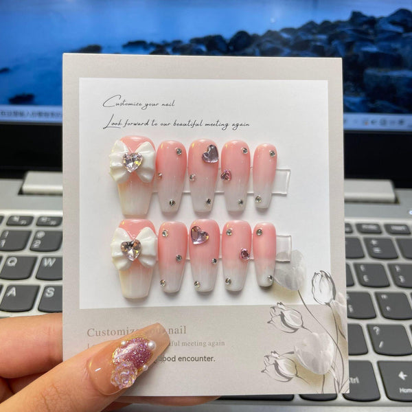 Uñas Decorativas con Terapia de Luz LED