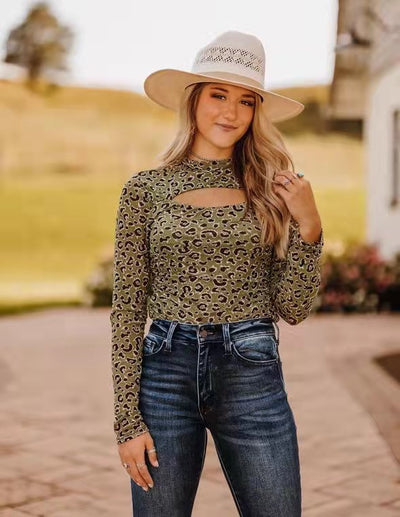 Jeans Flare de Tiro Alto Ajustado con Rotos Desgarrados - Image 9