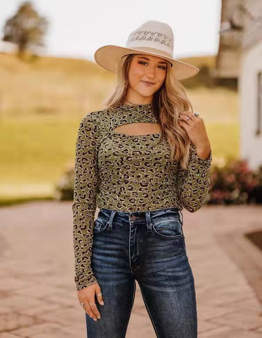 Jeans Flare de Tiro Alto Ajustado con Rotos Desgarrados - Image 9