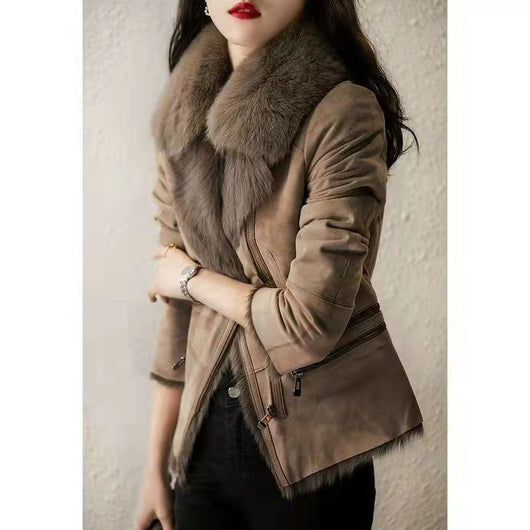 Chaqueta Corta Acolchada para Mujer con Cuello de Piel - Image 2