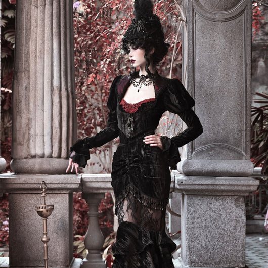 Cardigan Gótico de Terciopelo con Telaraña Estilo Rococó - Image 6
