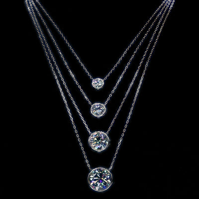 Conjunto de Aretes y Collar de Moissanita Calada de Lujo Accesible - Image 2