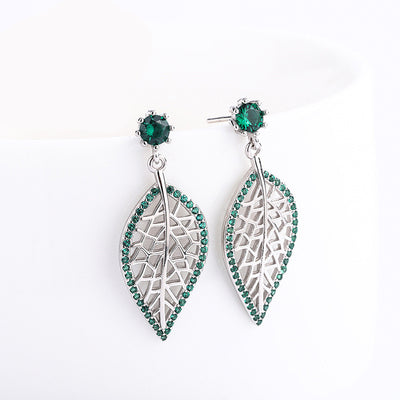 Aretes de Plata 925 con Diamantes Verdes Diseño Hoja - Image 3