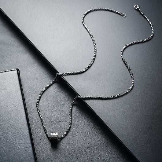 Collar de Acero Titanio para Hombre - Diseño Minimalista Que No Se Desvanece - Image 11