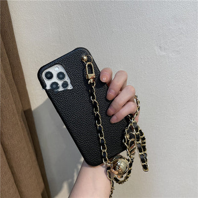 Funda para Celular con Patrón de Lichi Dorado y Respaldo Oblicuo - Image 5