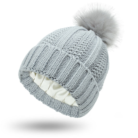 Gorro Tejido de Invierno con Pompón de Pelaje Sintético para Mujer - Image 19