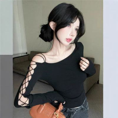 Blusa Negra de Manga Larga Elegante Estilo Diseñador - Image 2