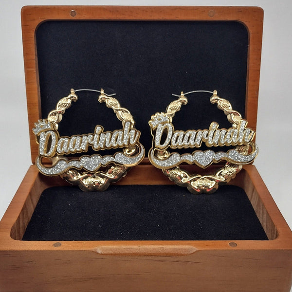 Conjunto de Collar y Aretes de Diseño Elegante