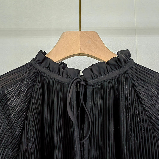 Blusa Elegante con Cuello Volante, Cordones y Mangas Farol Plisadas - Image 15