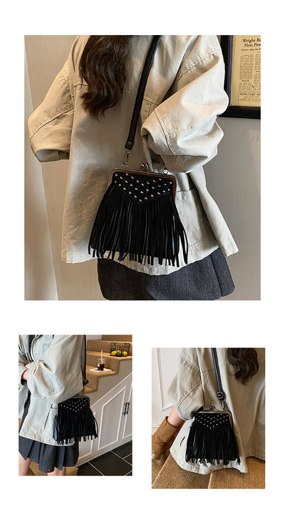 Bolsa Retro de Hombro para Mujer con Remaches y Borlas - Image 11