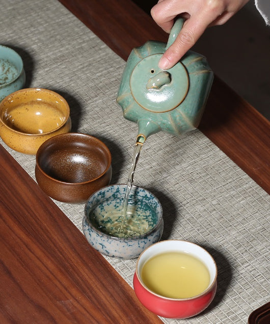 Juego de Té Kung Fu de Porcelana Cocida en Horno - Set de 5 Tazas Premium con Caja de Regalo - Image 11