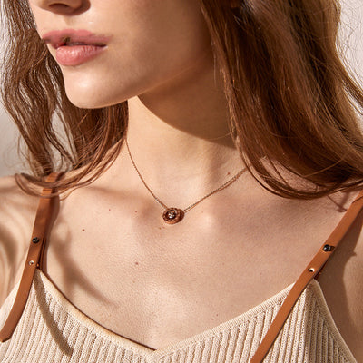 Collar Cadena de Acero Titanio Lujo Minimalista para Mujer - Image 11