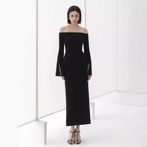 Vestido Elegante Cuello Barco con Mangas Campana y Cintura Ajustada