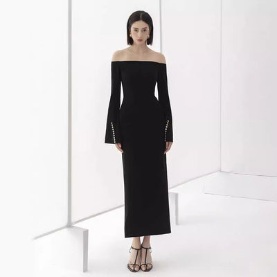 Vestido Elegante Cuello Barco con Mangas Campana y Cintura Ajustada