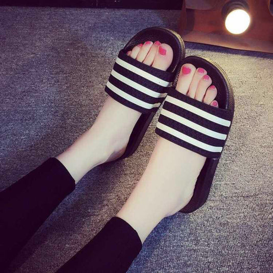 Pantuflas Femeninas de Verano Blancas con Rayas - Comodidad Diaria - Image 2