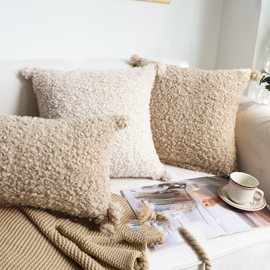 Almohada de Peluche con Bola Decorativa para Otoño e Invierno - Image 2