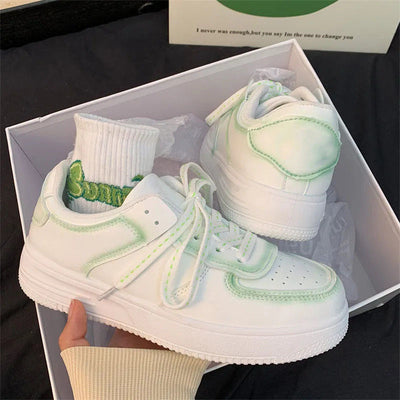 Tenis Blancos Bordados Versátiles para Mujer - Image 14