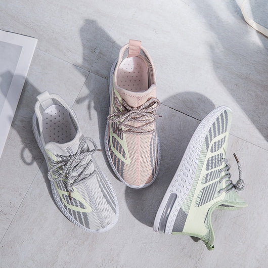 Tenis Fly-Knit Blancos Para Mujer - Diseño Moderno en Cuero - Image 21