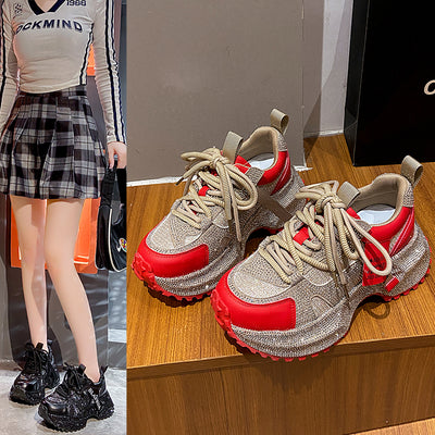 Tenis Deportivos Brillantes con Lentejuelas, Diseño Plateado y Rojo con Cristales - Image 2