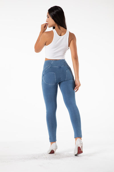Leggings Levantacaderas de Talle Alto con Efecto Push Up - Jeggings Deportivos Azul Claro - Image 3
