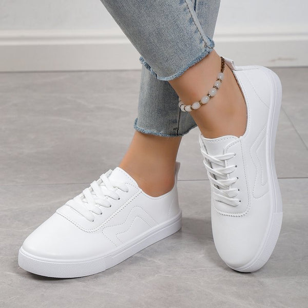 Zapatos Blancos Cómodos con Cordones y Suela Plana