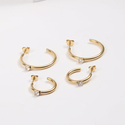 Aretes C con Circón en Acero Titanio Chapado en Oro 18K - Image 16