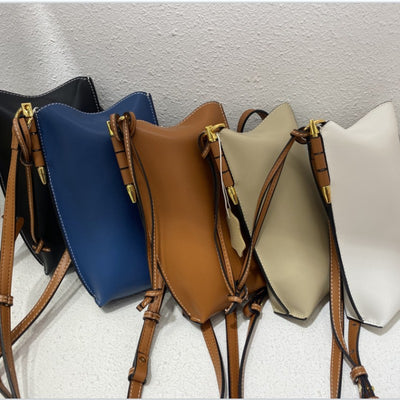 Bolso Crossbody de Cuero Genuino - Estilo Tendencia - Image 15