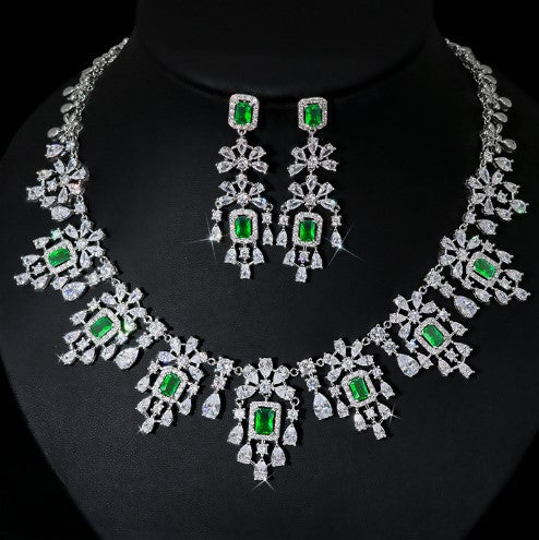 Conjunto de Collar y Aretes Retro Cuadrados con Circones Europeos y Americanos - Image 8