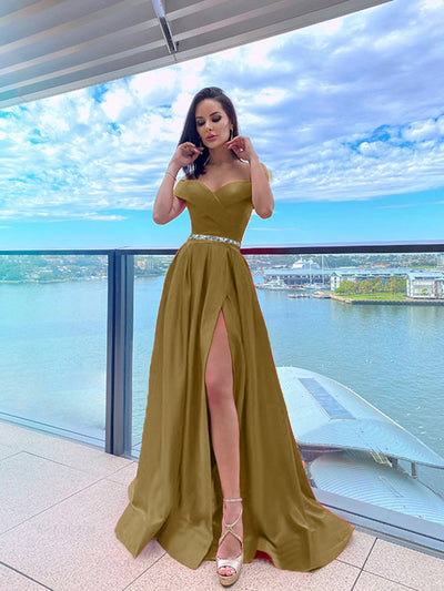 Vestido Largo de Gala con Cola Elegante - Image 14