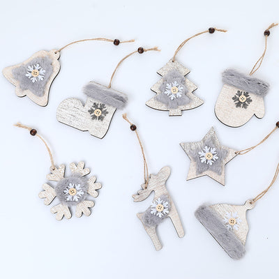 Adorno Navideño de Madera con Peluche - Colgante Decorativo - Image 4