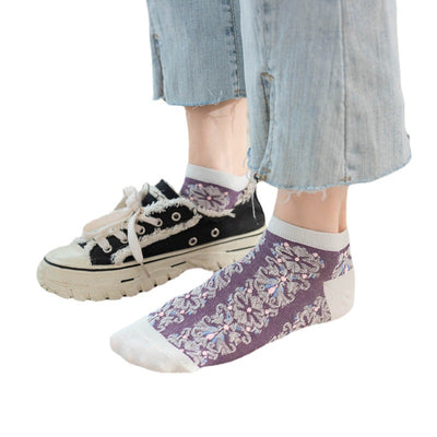 Calcetines de Malla Jacquard Ultrafinos para Mujer - Estilo Retro Ins - Image 3