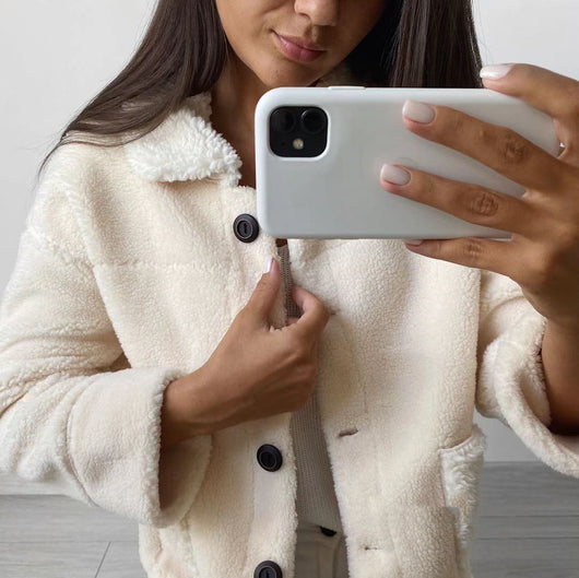 Chaqueta Casual de Borrego para Mujer - Corte Moderno - Image 9