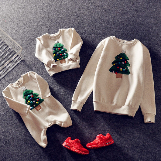 Ropa Festiva para Celebraciones Navideñas - Image 3